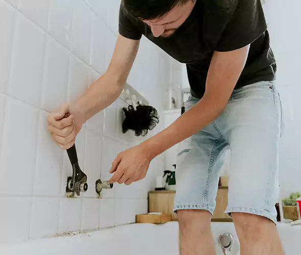 Affordable Bathtub Faucet Replacement in Visalia: Choose Experienced Local Technicians